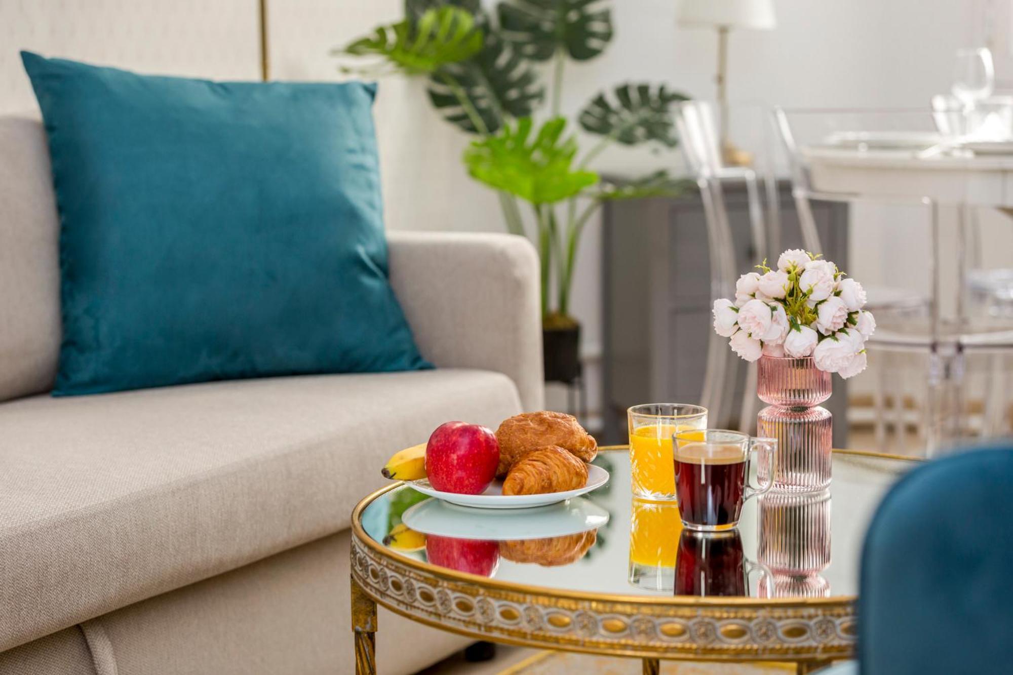 Cozy Apartment - Champs Elysees - Wagram ปารีส ภายนอก รูปภาพ