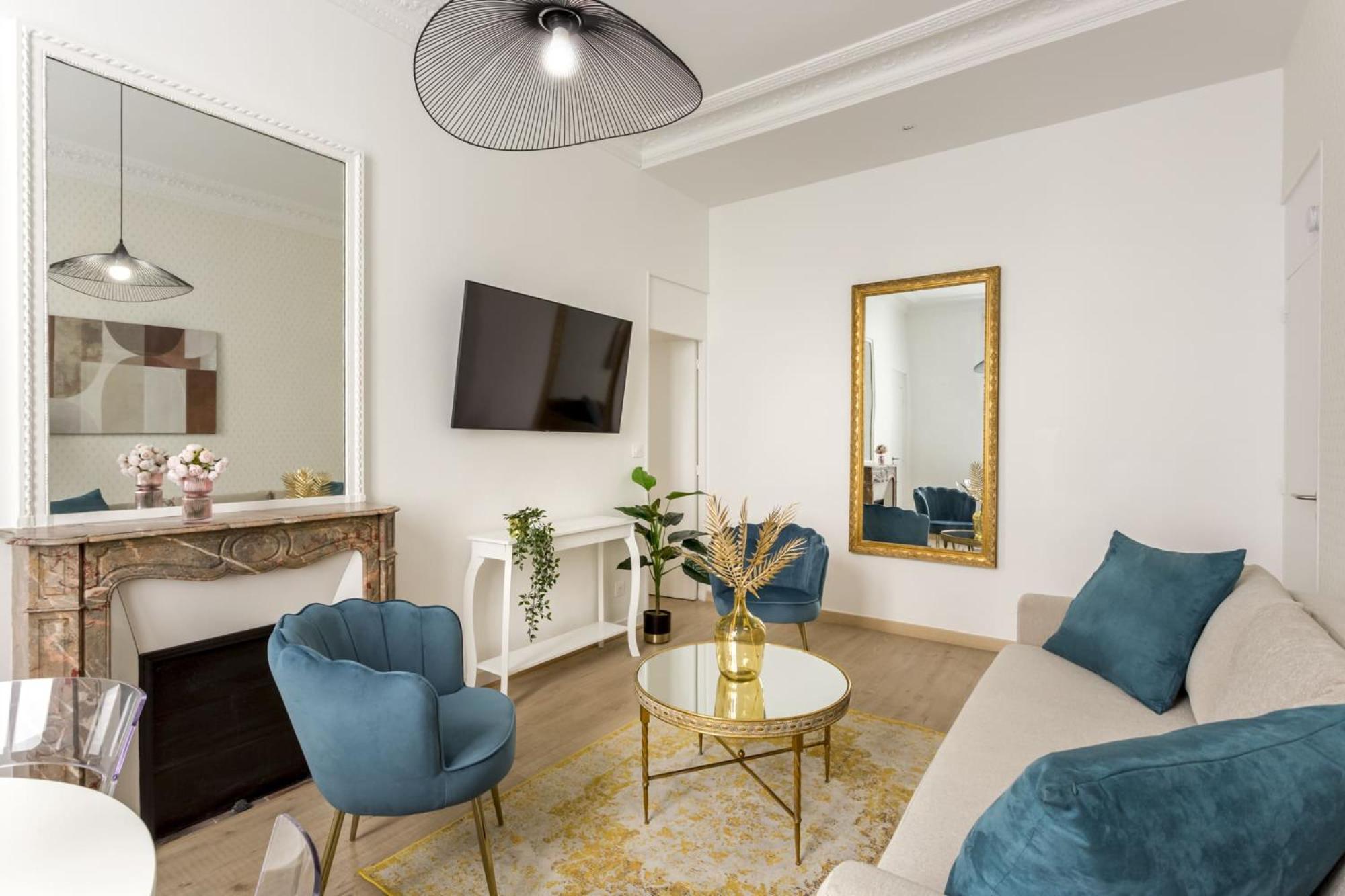 Cozy Apartment - Champs Elysees - Wagram ปารีส ภายนอก รูปภาพ
