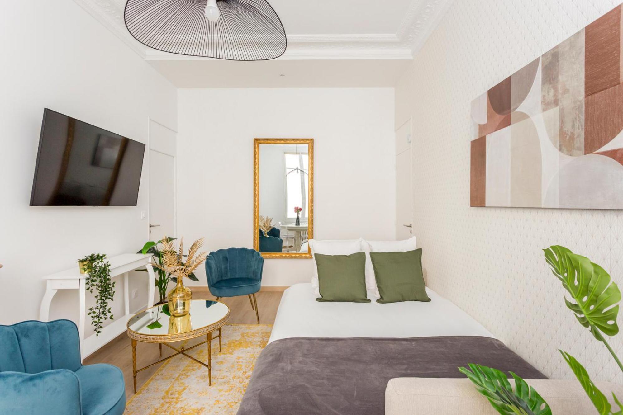 Cozy Apartment - Champs Elysees - Wagram ปารีส ภายนอก รูปภาพ